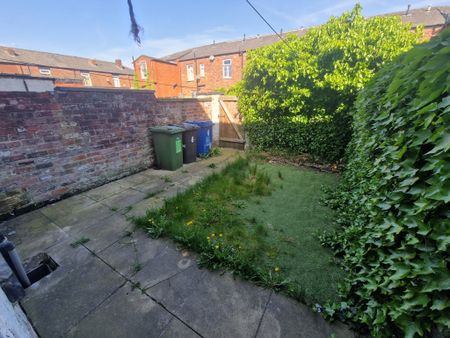 Abden Street - Photo 3