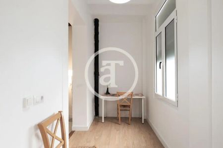 Piso de alquiler en Carrer de Sant Pau, El Raval - Photo 2