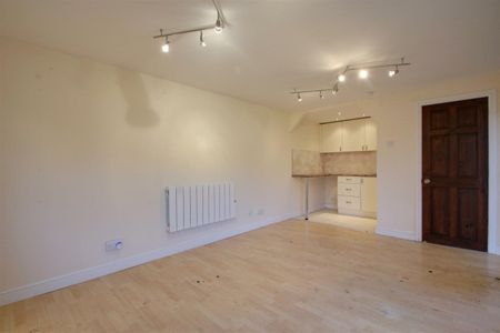 Toms Lane, Kings Langley - Photo 4