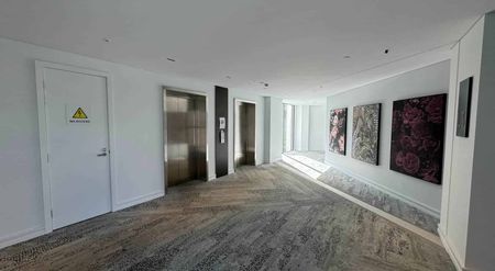 Top Location , Semi Furnished!! - Photo 4