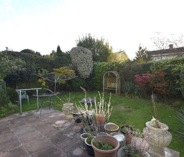 4 bedroom detached house to rent - Photo 3