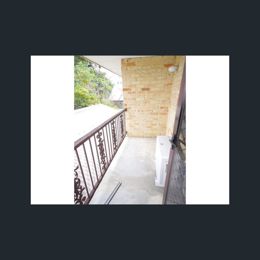 8A Brentham St, Leederville, WA 6007 - Photo 1
