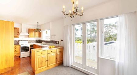 Welcome Home to Your Spacious Retreat! - Photo 5