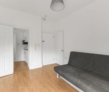 Tetherdown, London, N10 - Photo 1