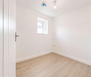 High Street, Bedford, MK40 - Photo 1