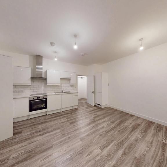 1 bedroom flat to rent - Photo 1