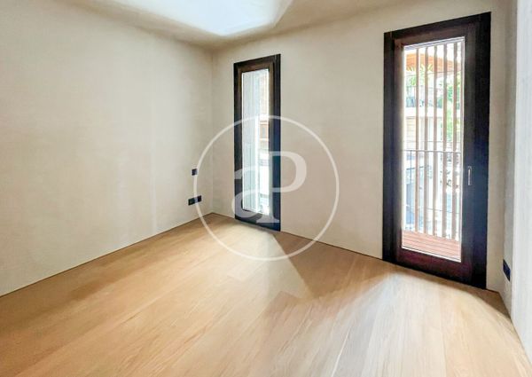 Apartment for Rent on Paseo Mallorca