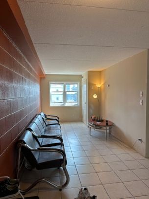 For Lease - 261 Lester Street Unit# 403, Waterloo, Ontario - Photo 1