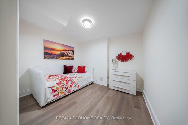 For Lease - 48 Silver Sterling Crescent, Vaughan, Ontario - Photo 1