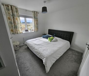 4 bedroom detached house to rent - Photo 3