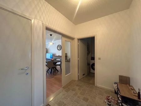 Appartement met 2 slaapkamers, terras en garagebox! - Photo 5