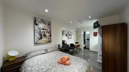 Studio to rent - Photo 4