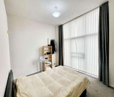 Woodfield Road, Altrincham, WA14 - Photo 3