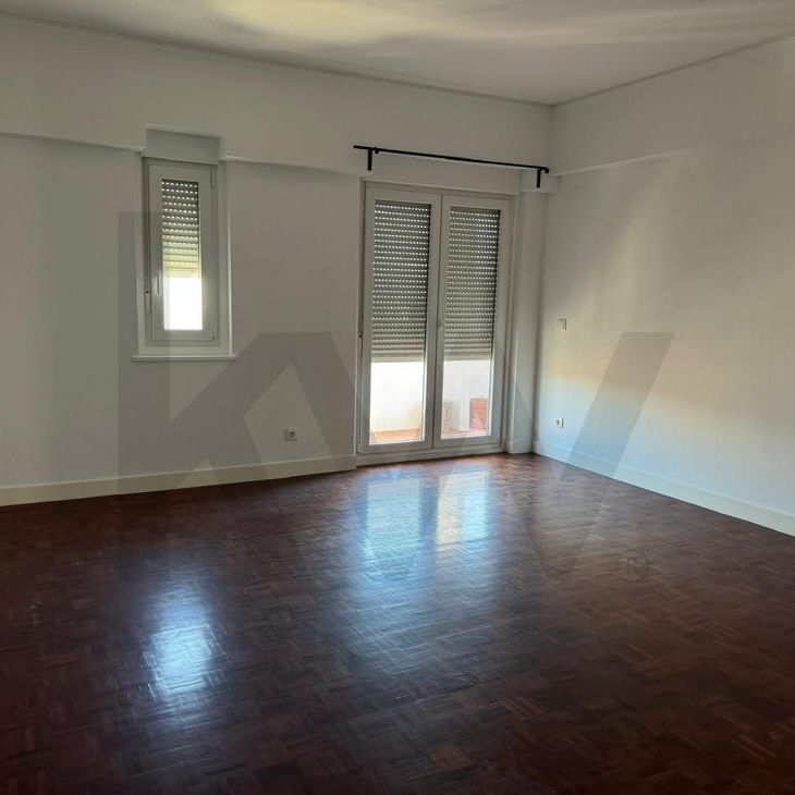 OEIRAS, Lisbon - Photo 1