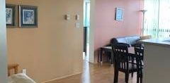 Large 2 bed, 2 bath at English Bay in a great location! - Photo 2