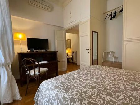 Via di SantAndrea delle Fratte, Rome, Lazio 00187 - Photo 2