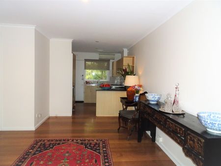 2/3 Durham Rd, Surrey Hills VIC 3127 - Apartment For Rent | Domain - Photo 3