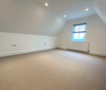 2 bedroom maisonette to rent - Photo 3