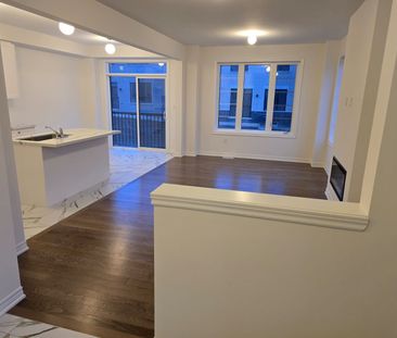 For Lease - 60 McGowan Drive, Whitby, Ontario - Photo 6