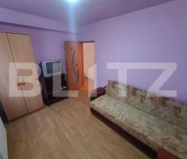 Apartament o camera, 35 mp, zona Vivo! - Photo 1