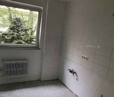 Preiswerte und günstig geschnittene 2-Zi.-Whg. mit Balkon - Photo 1