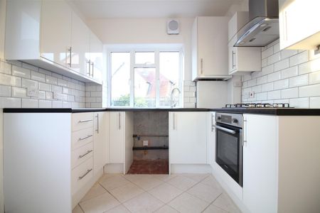 Lady Margaret Road, Southall - Photo 5