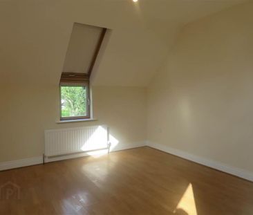 30 Richmond Park, Upper Lisburn Road, Belfast, BT10 0HB - Photo 2