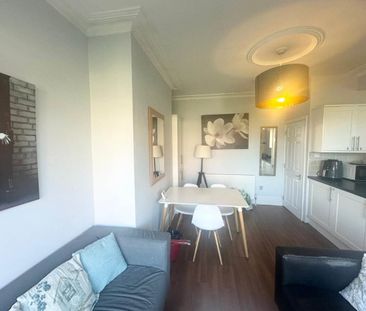 Knowle Terrace (Room 2), Burley, Leeds - Photo 1