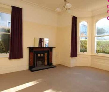 Dunedin Central Living - Photo 2