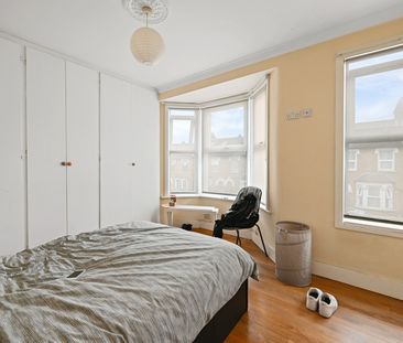 4 Bed Terraced House, Chingford Road, E17 - Photo 6
