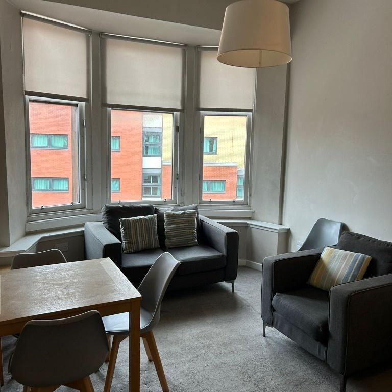 2 bedroom flat to rent - Photo 1