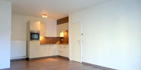 Appartement te huur in Kortrijk voor € 635 met 1 slaapkamer - Photo 5