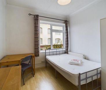 5 bedroom terraced house to rent - Photo 3