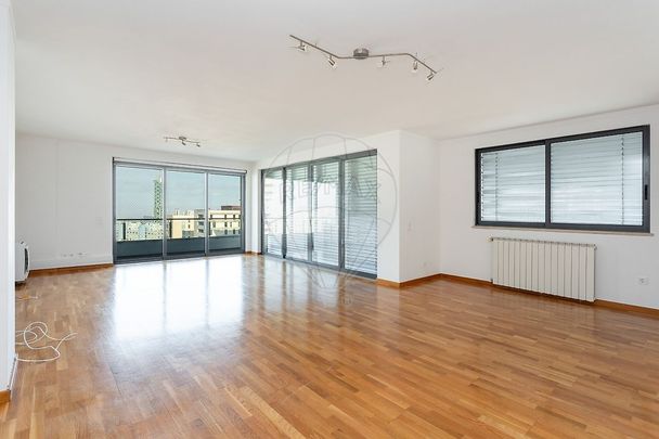 Apartamento T4 em Lisboa - Foto 1