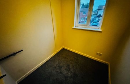 Pebworth Grove, Dudley, DY1 2BQ - Photo 5