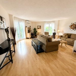 ✨ À LOUER – Condo 4 ½ à Candiac – 1 682 $/mois ✨ - Photo 2
