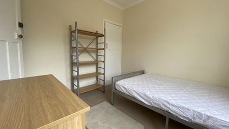 3 bedroom property to rent - Photo 5