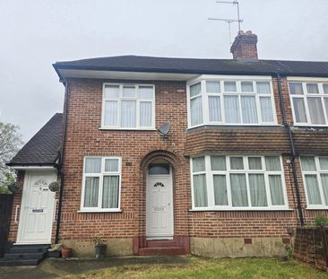 Bicknoller Road, Enfield, EN1 - Photo 4