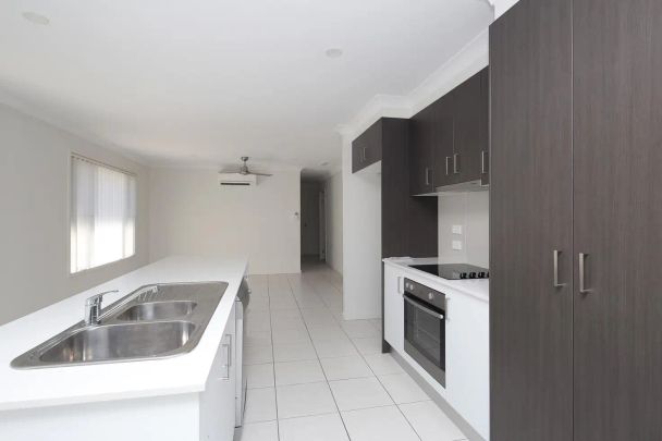 “Lovely Family Home” - Photo 1