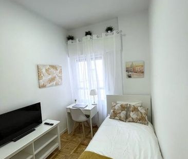 Calle de Bravo Murillo, Madrid, Community of Madrid 28020 - Photo 5