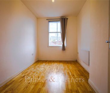 2 bedroom apartment to rent - Photo 6