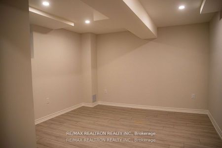 For Lease - 83 William Fair Drive Unit# Basement, Clarington, Ontario - Photo 5