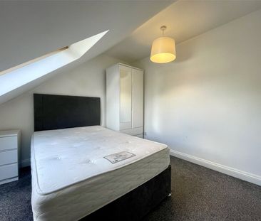2 Bedroom - Photo 6