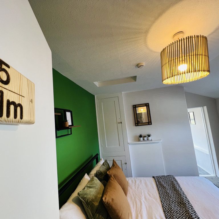 BEDROOM 3 – LARGE DOUBLE - Photo 1