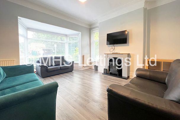 5 Bedroom Semi-Detached House for rent in Church Wood Avenue - Photo 1