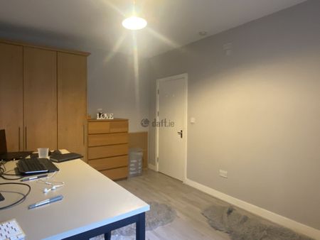 Apartment to rent in Kildare, Naas - Photo 5