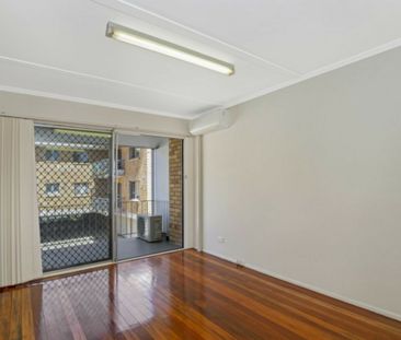 4/16 Norman Drive, Chermside QLD, Belconnen - Photo 6