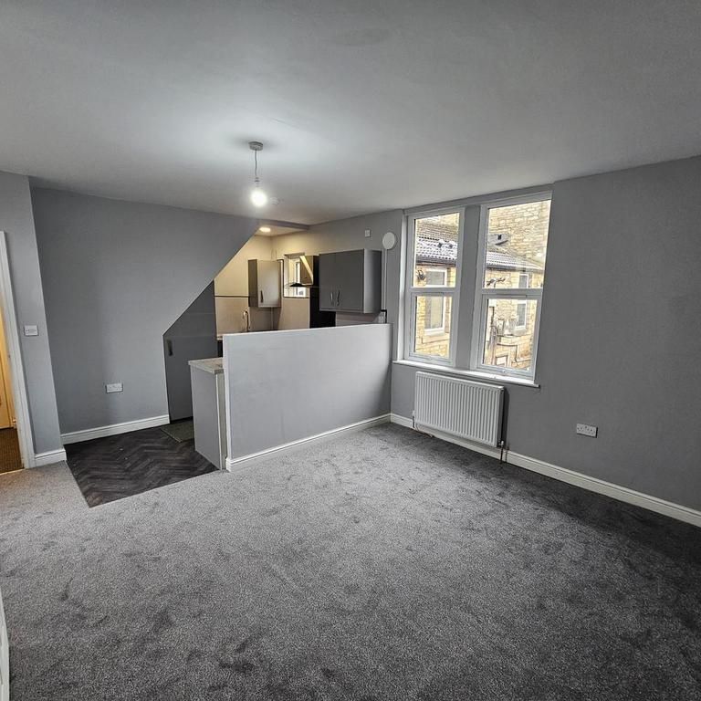 1 bedroom duplex to rent - Photo 1