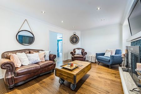 For Lease - 5571 Spangler Drive, Mississauga, Ontario - Photo 2