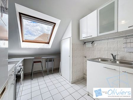 Appartement Voisins Le Bretonneux 1 pièce(s) 33.86 m2 - Photo 4